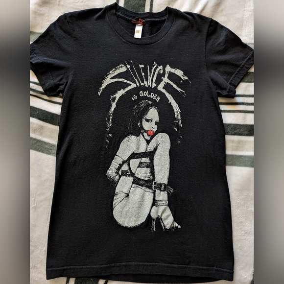 Silence Is Golden - Picture 3 of 3